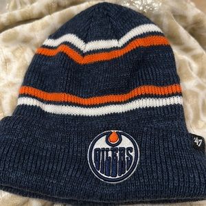 BNWT Edmonton Oilers Beanie